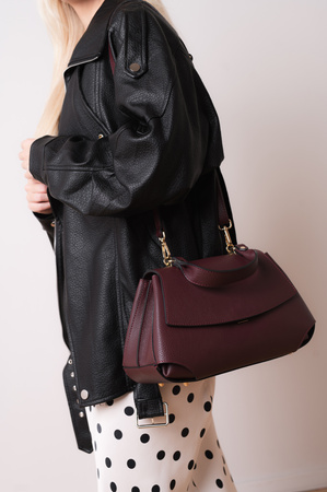 Torebka Lora Bordo Gładka