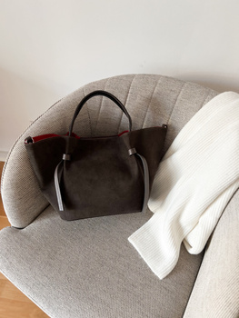 Torebka Victoria Zamsz Czekolada